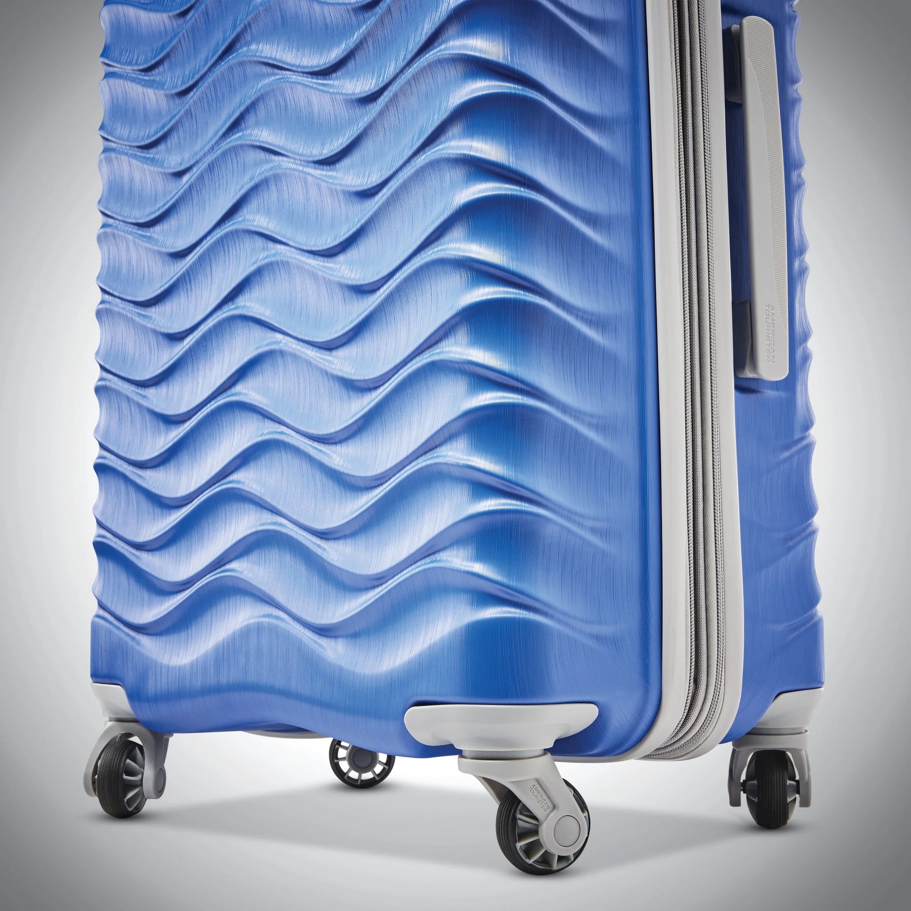 American Tourister Pirouette NXT Hardside Large Checked Luggage with Spinner Wheels - Ultramarine